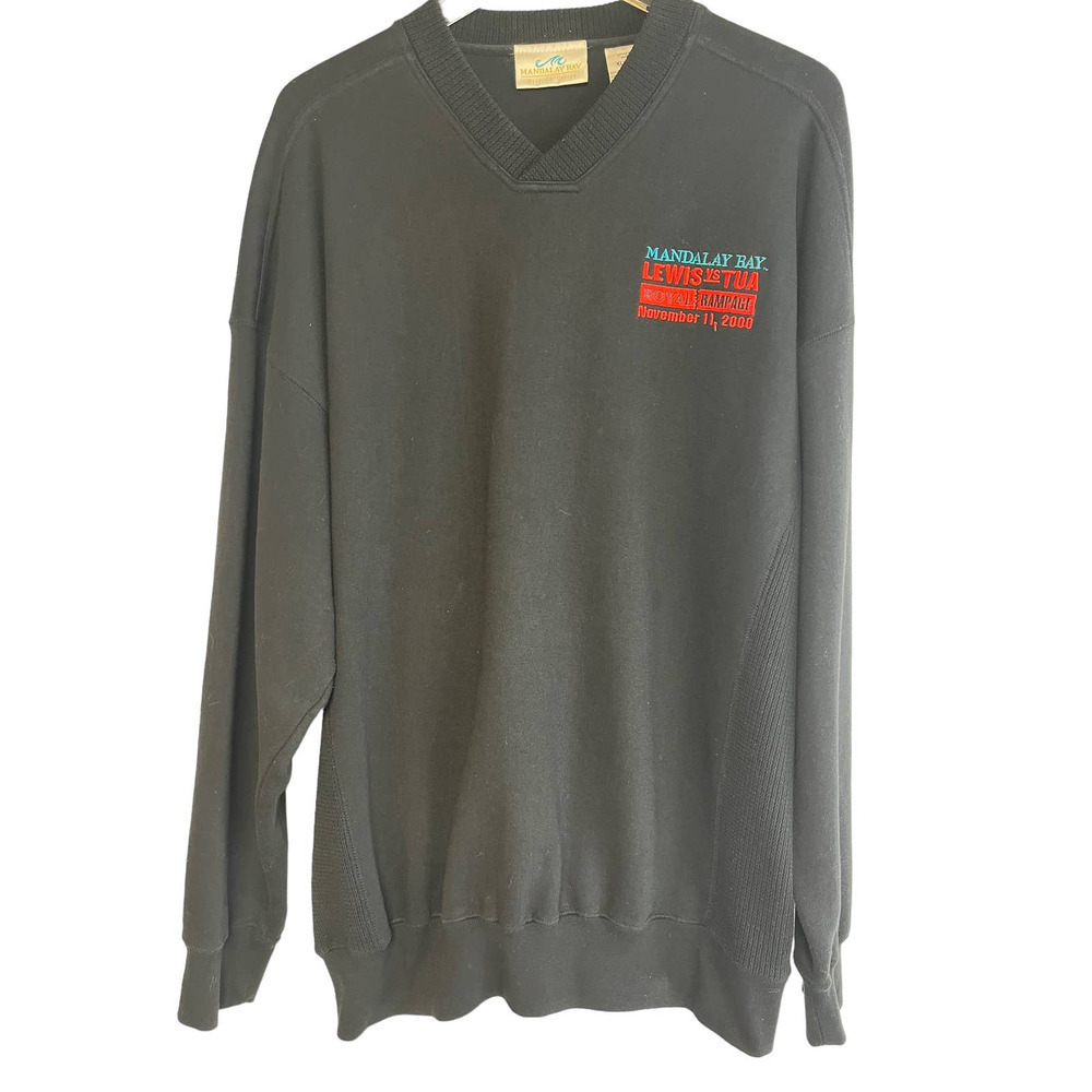 Y2K Mandalay Bay Las Vegas Casino Boxing Lewis vs Tua Sweatshirt